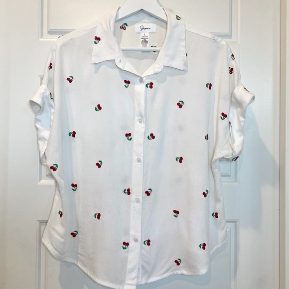 Cherry Embroidered White Button Down Collared Short Sleeve Shirt - Picture 4 of 6